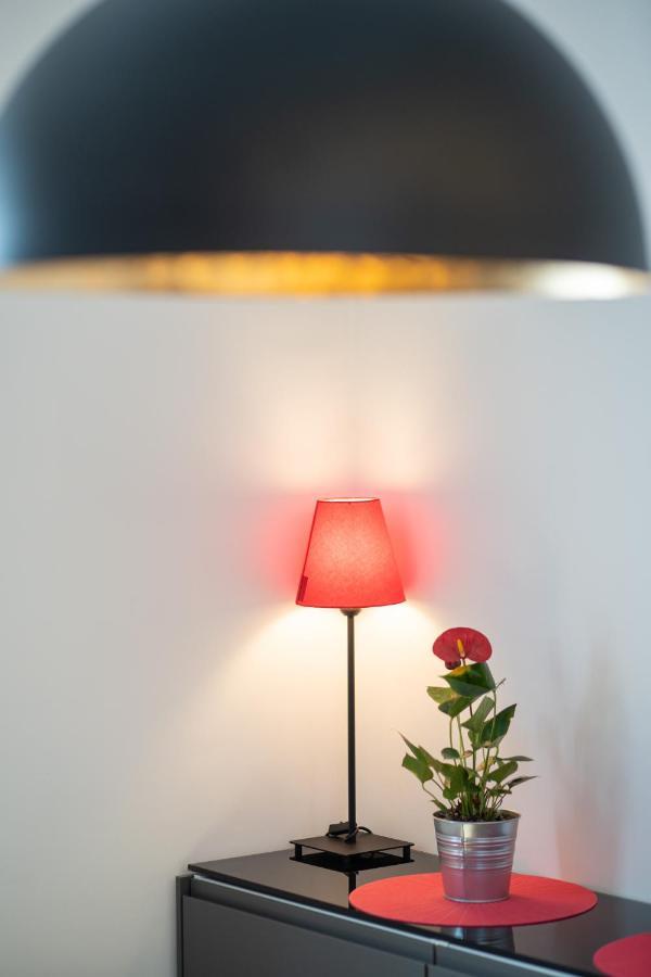 Colosseo Luxe Apartment In The Center Of Рим Екстериор снимка