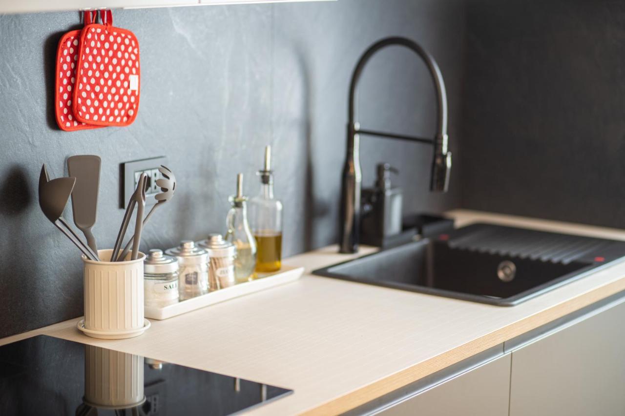 Colosseo Luxe Apartment In The Center Of Рим Екстериор снимка