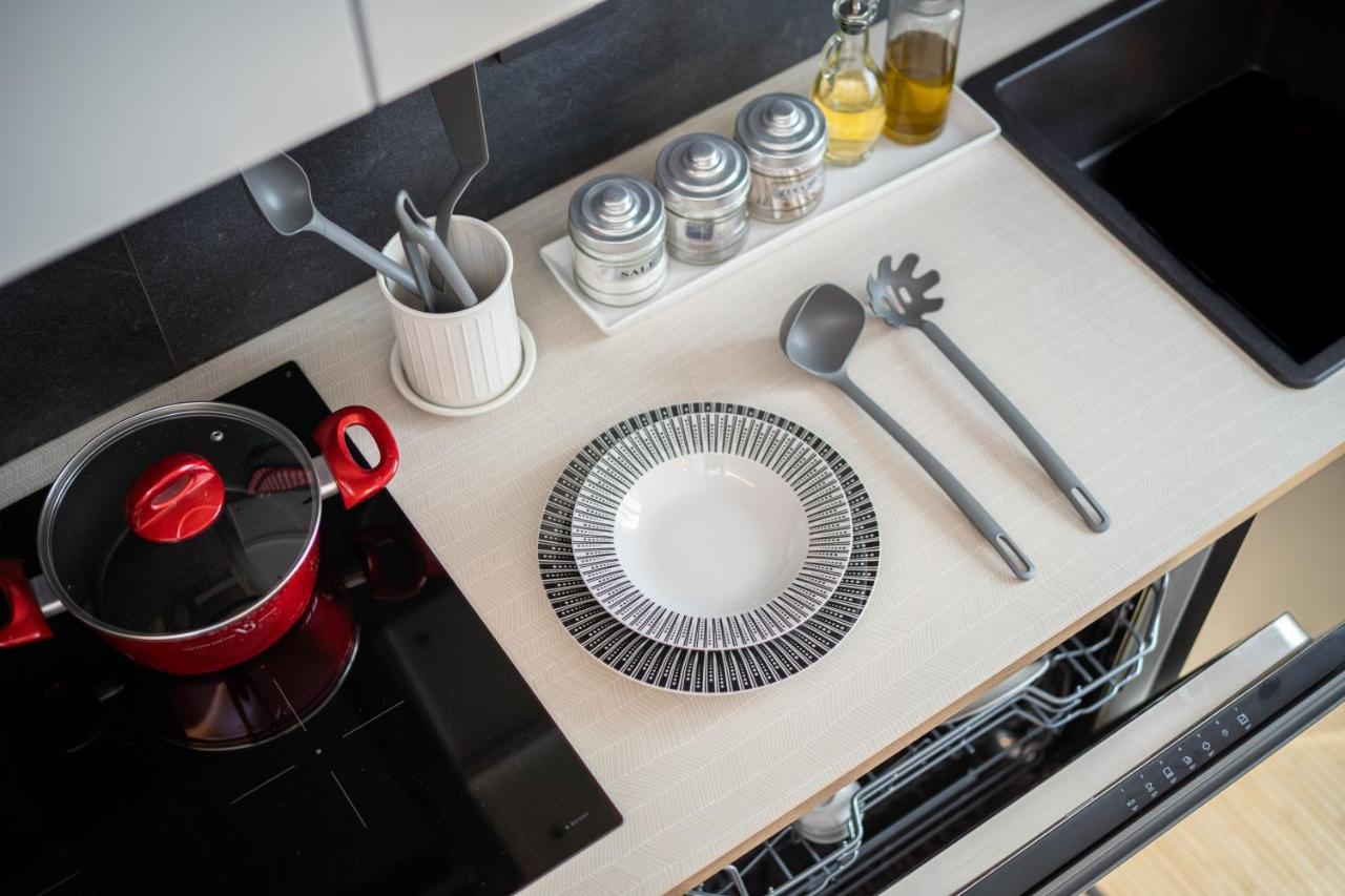 Colosseo Luxe Apartment In The Center Of Рим Екстериор снимка