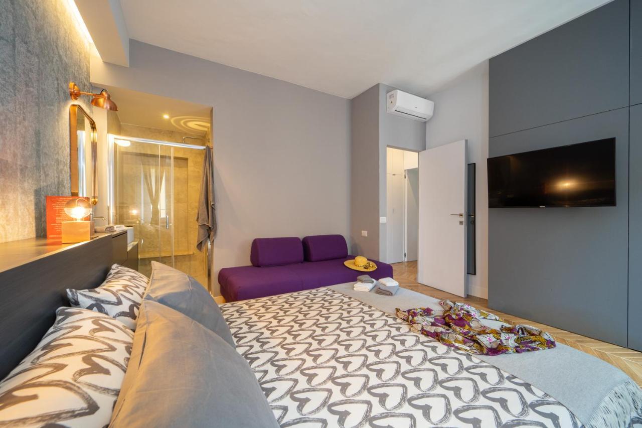 Colosseo Luxe Apartment In The Center Of Рим Екстериор снимка